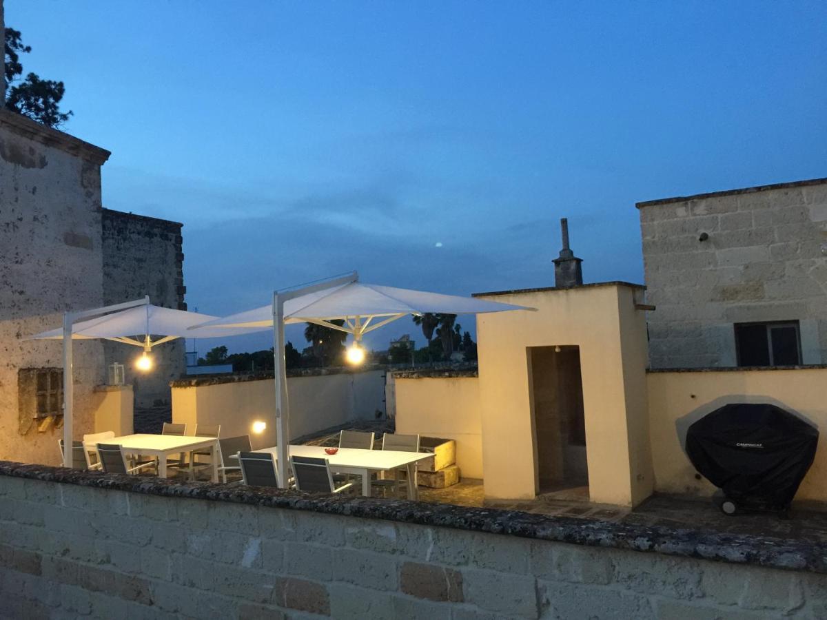 Palazzo De Carlo E Il Parco Dei 7 Pozzi Bed & Breakfast Lecce Ngoại thất bức ảnh