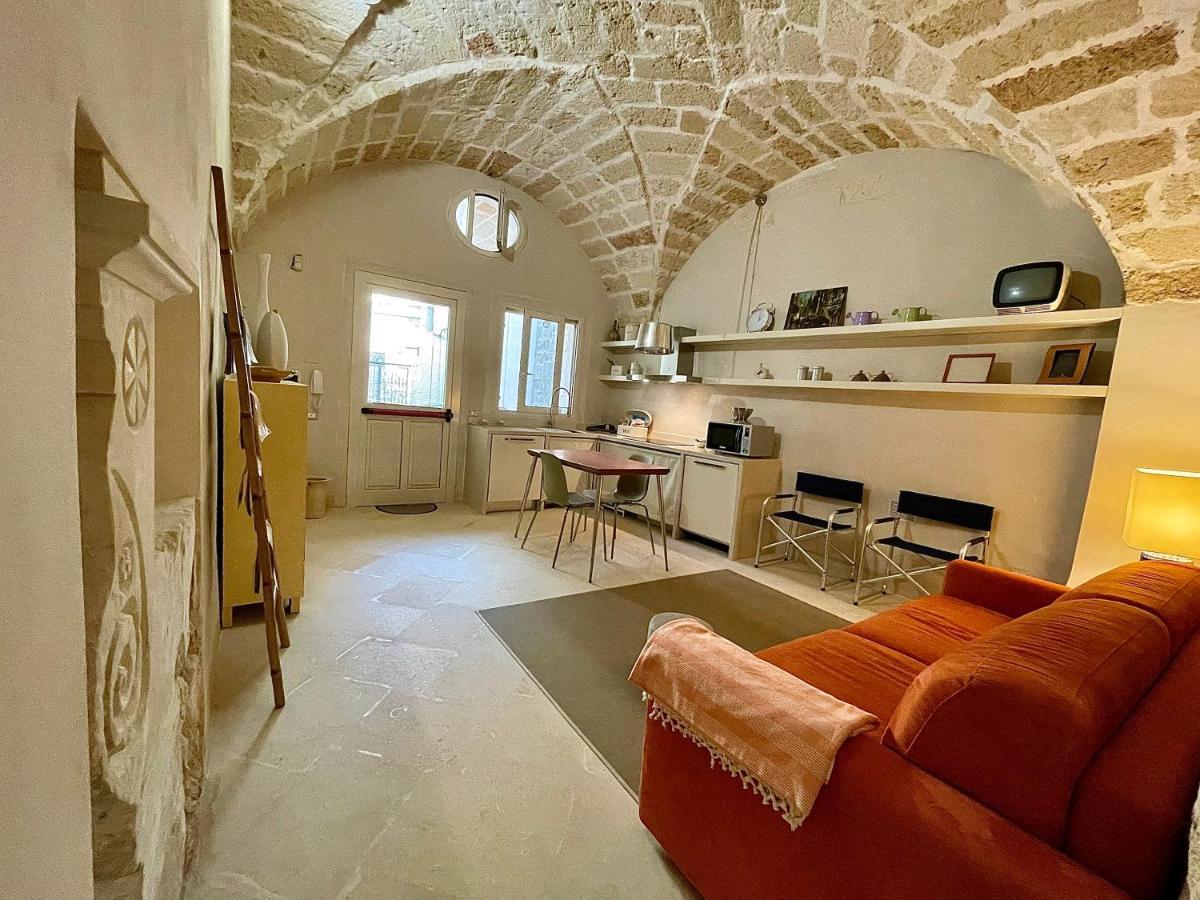 Palazzo De Carlo E Il Parco Dei 7 Pozzi Bed & Breakfast Lecce Ngoại thất bức ảnh