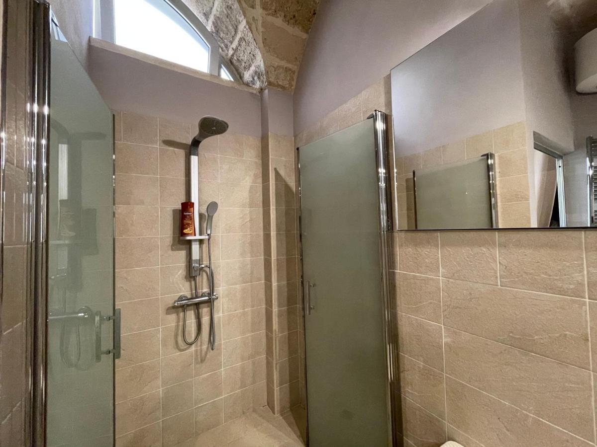 Palazzo De Carlo E Il Parco Dei 7 Pozzi Bed & Breakfast Lecce Ngoại thất bức ảnh