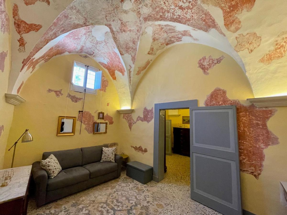 Palazzo De Carlo E Il Parco Dei 7 Pozzi Bed & Breakfast Lecce Ngoại thất bức ảnh